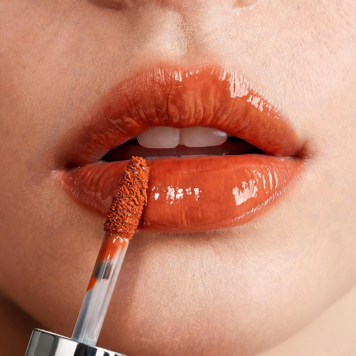 Silky Lustre Lip Glaze