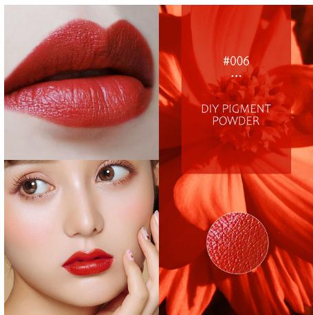 Lustrous Glow Lip Glaze – Hydrating High-Shine Liquid Lip Color
